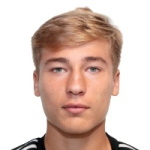 Доминик Сзала
